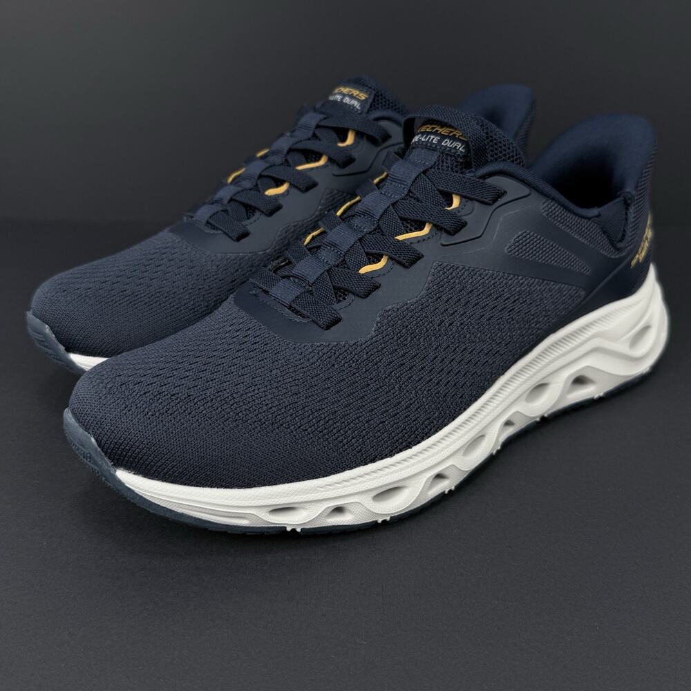 Skechers Glide Step Hands Free Swift Fit Men’s 9.5 Navy Slip On NEW